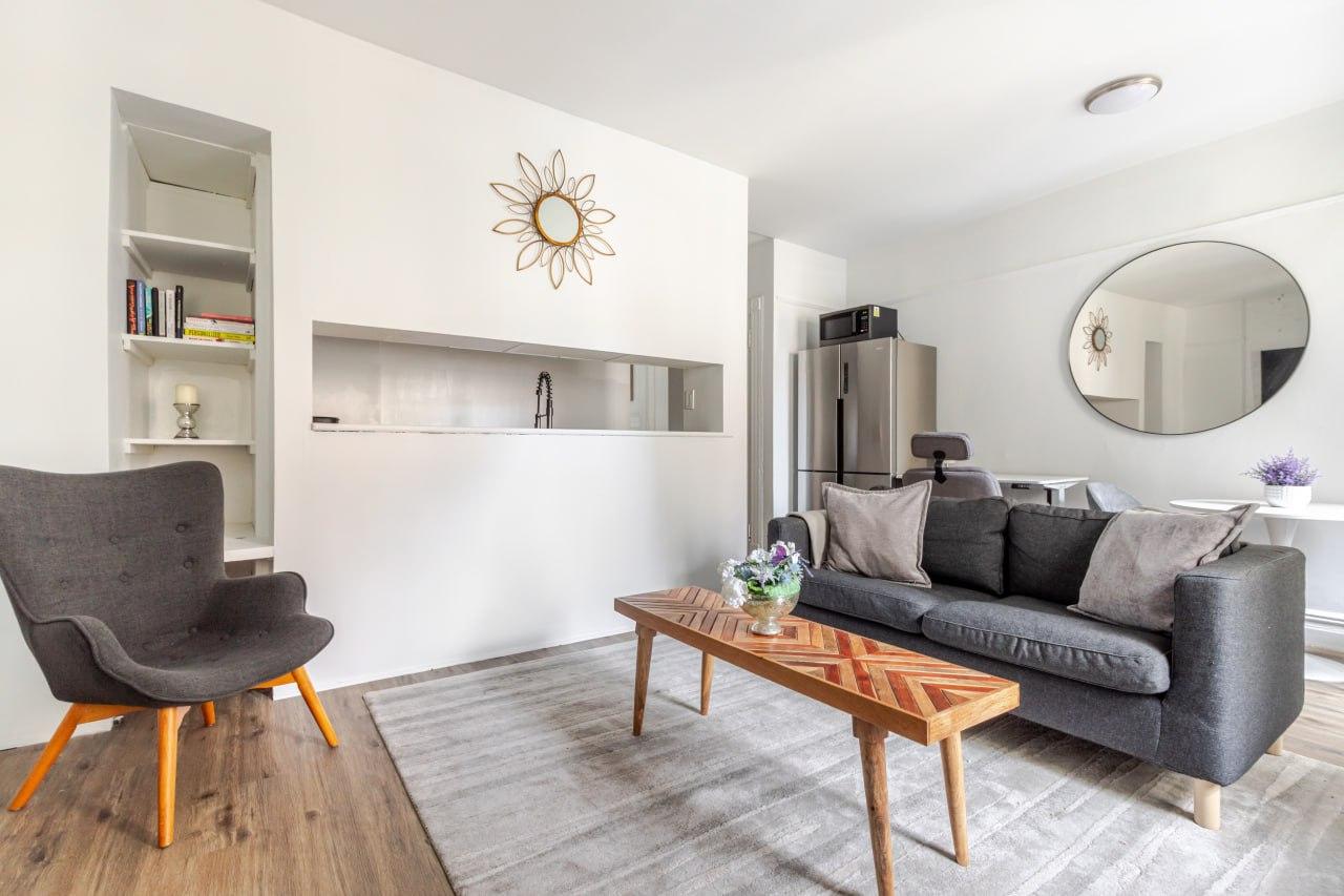 ONE BEDROOM APARTMENT IN WEST VILLAGE, MANHATTAN