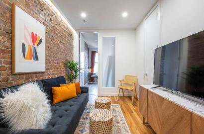 ONE BEDROOM APARTMENT IN HELL’S KITCHEN, MANHATTAN